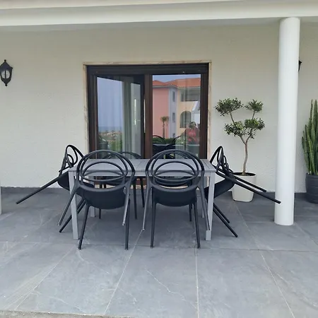 Private Pool Golf Del Rey Вилла